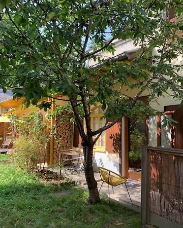 Charmant Appartement Sur Cour, Le Cerisier Bagnères-de-Bigorre Екстериор снимка
