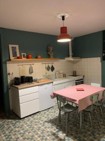 Charmant Appartement Sur Cour, Le Cerisier Bagnères-de-Bigorre Екстериор снимка